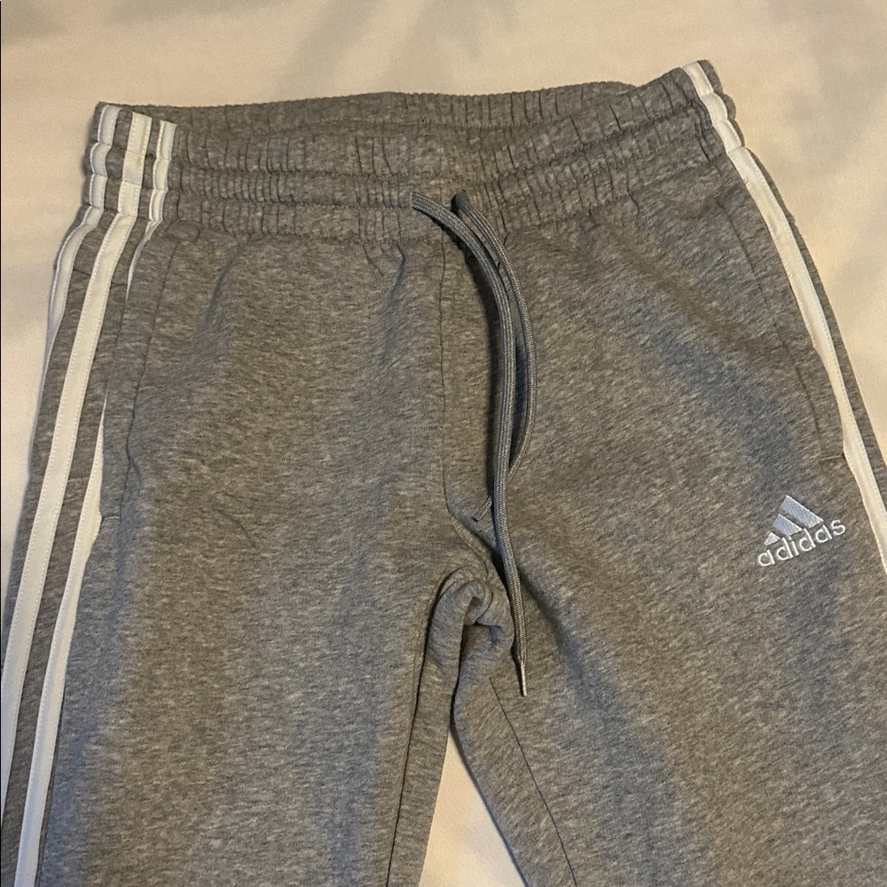 Adidas Kids Gray Sweatpants with White Stripes Size Small